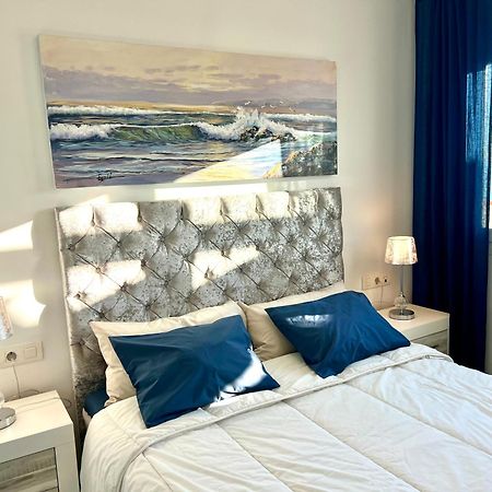 Beachfront Penthouse: Marbella Sea View Terrace Sitio de Calahonda Exterior photo