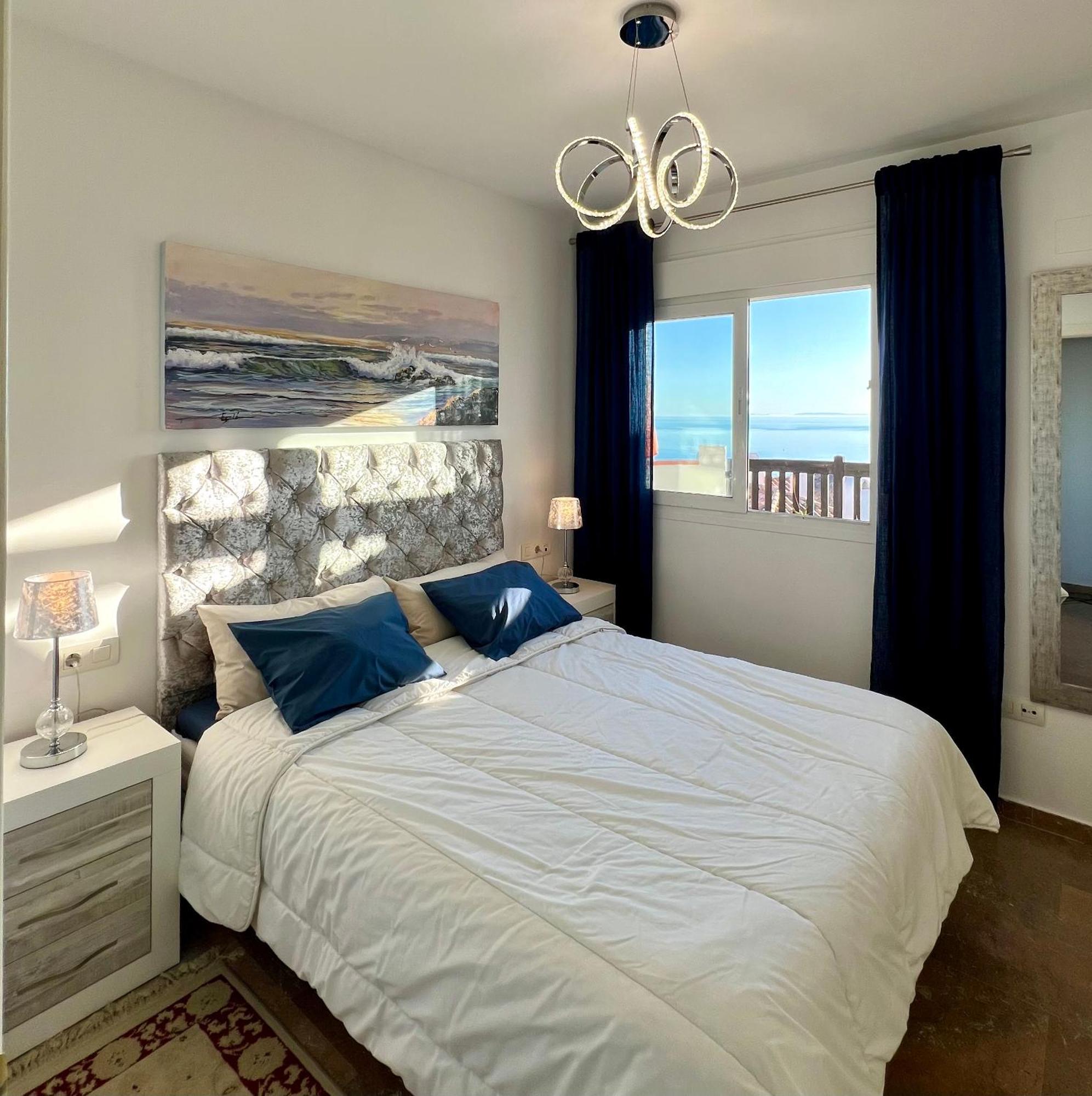 Beachfront Penthouse: Marbella Sea View Terrace Sitio de Calahonda Exterior photo